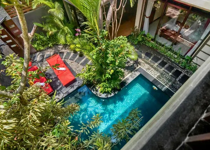 Catra 3 Bedroom Private Pool Villa Ne48