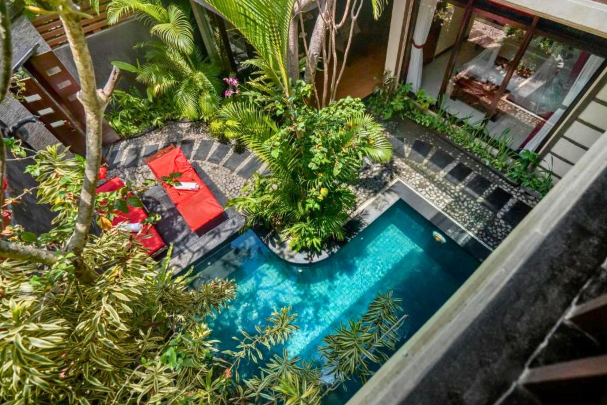Catra 3 Bedroom Private Pool Ne48