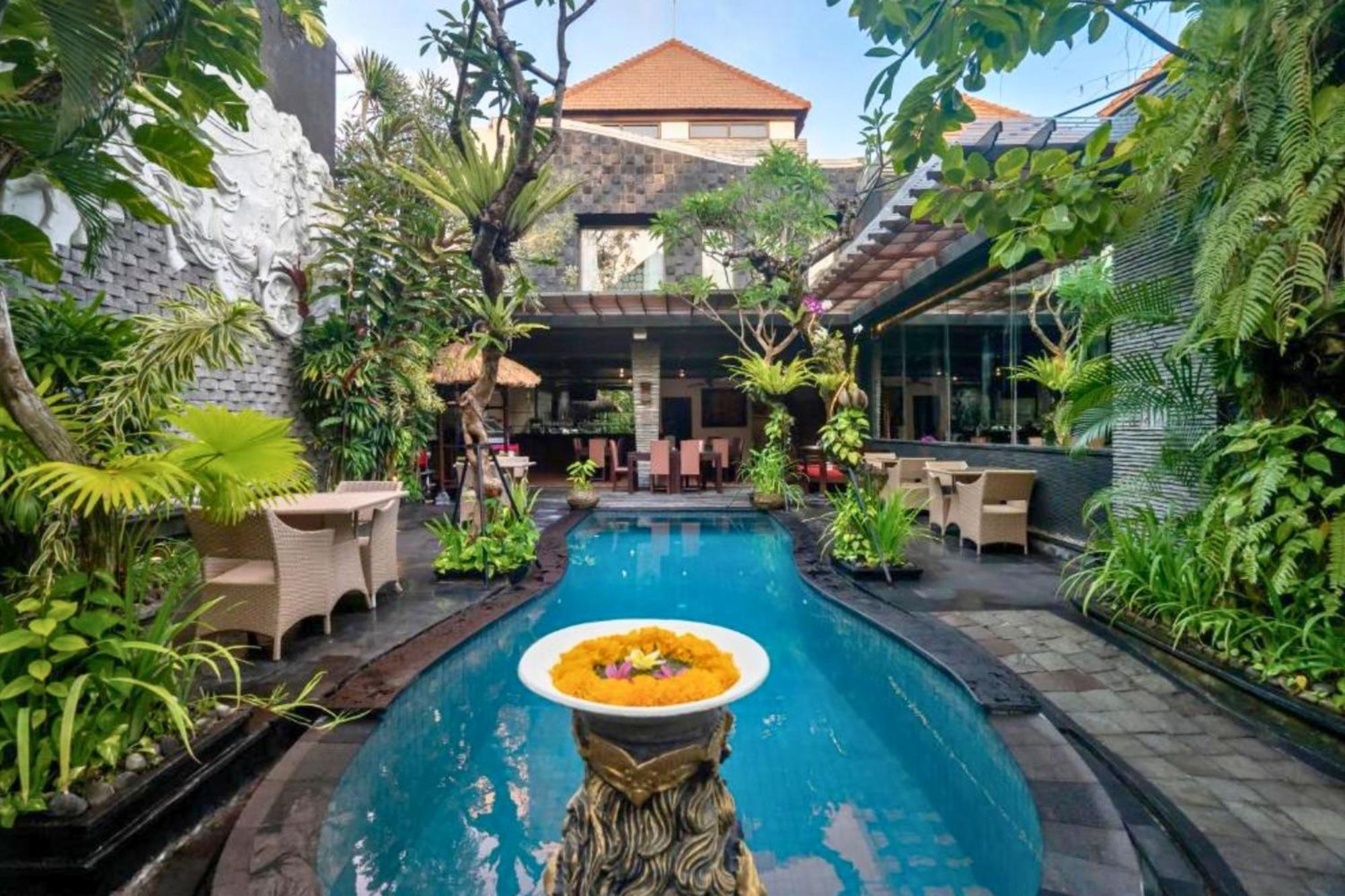 Catra 3 Bedroom Private Pool Ne48 *