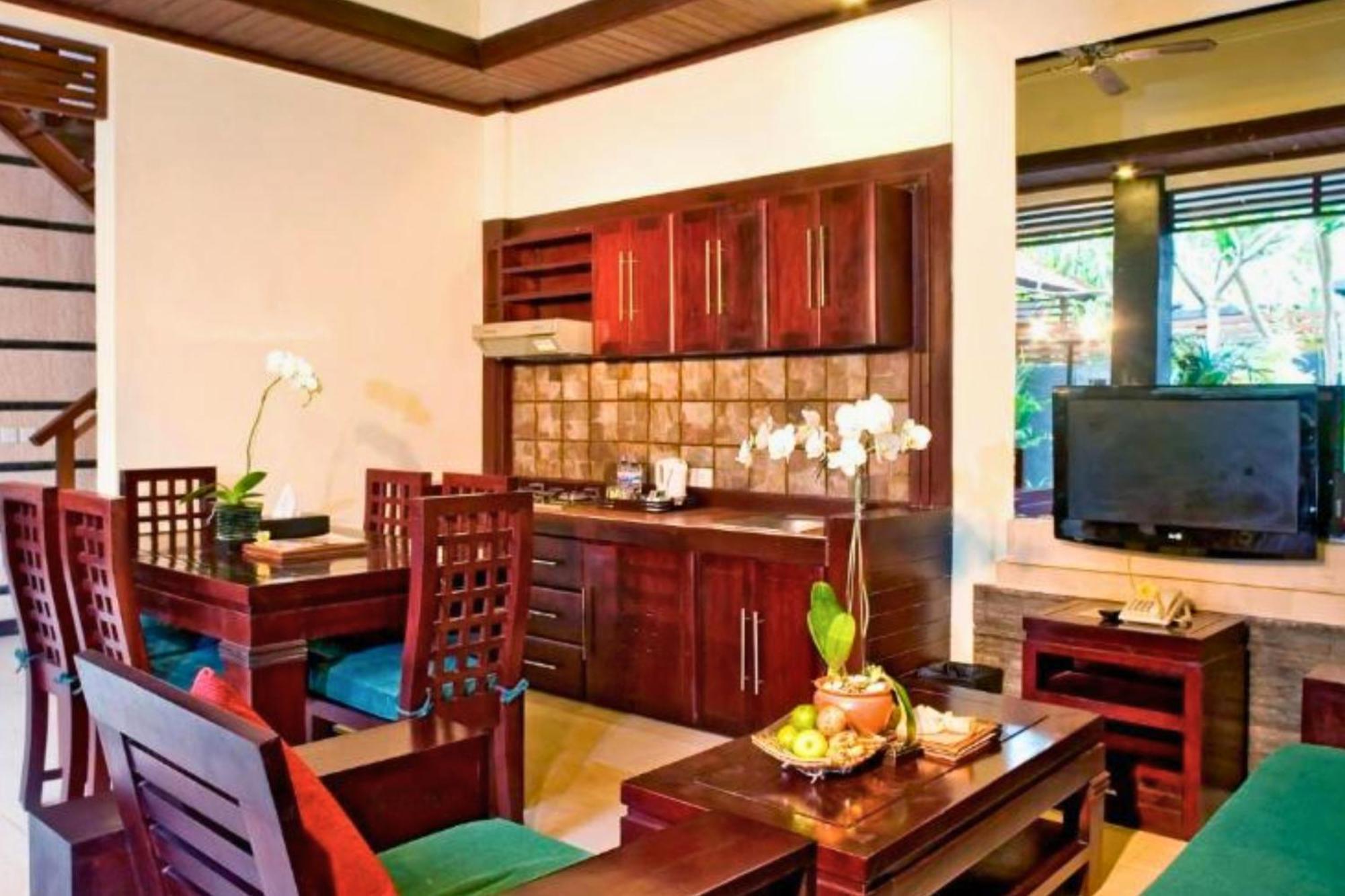 Catra 3 Bedroom Private Pool Ne48 * Seminyak (Bali)