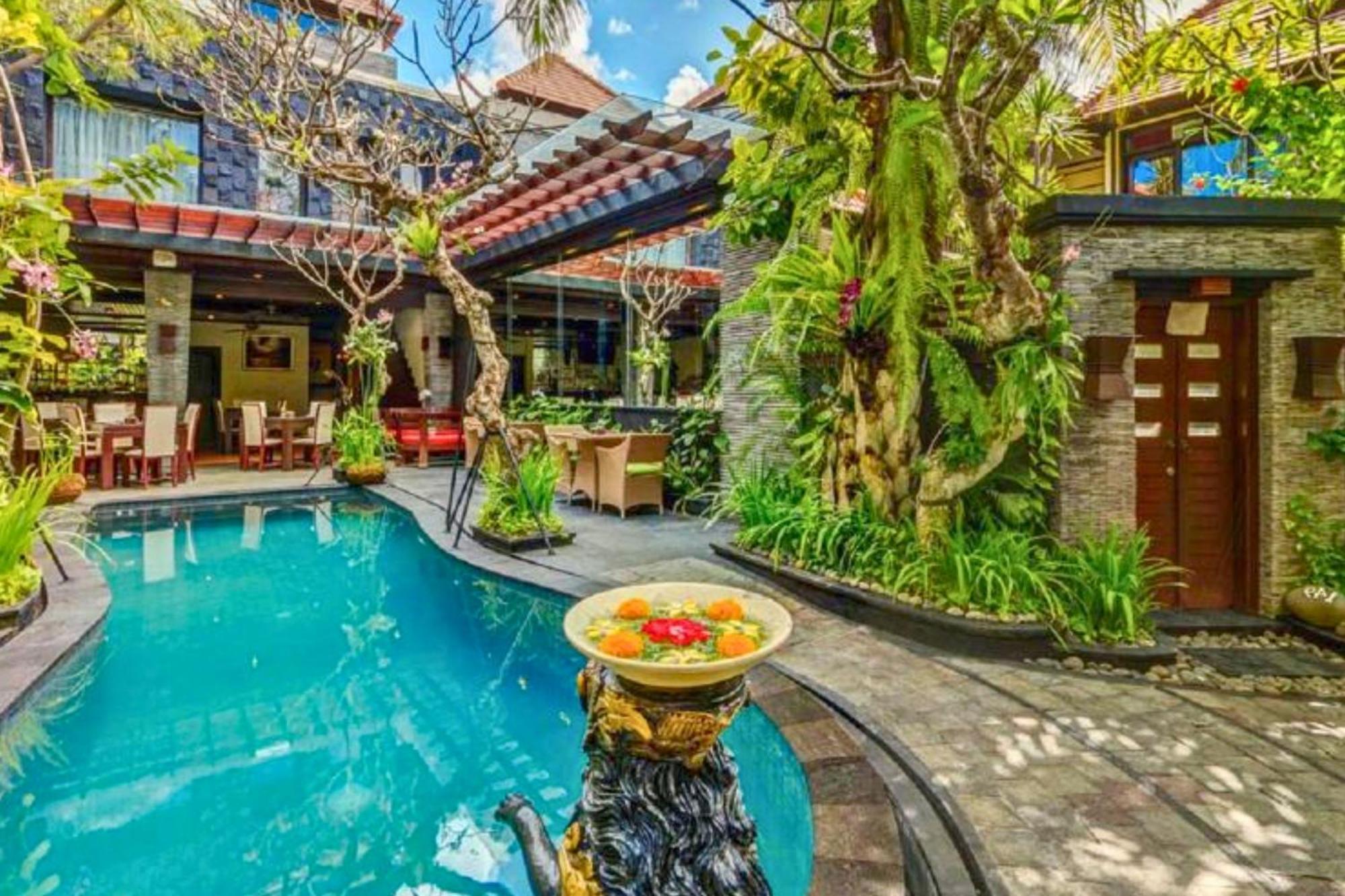 Catra 3 Bedroom Private Pool Ne48 Villa Seminyak (Bali)